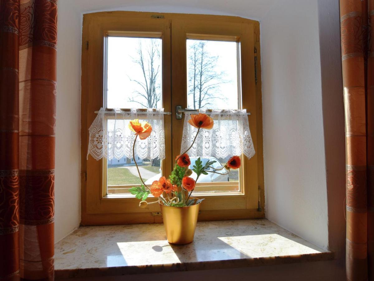 Lovely Holiday Home In Viechtach Near The Forest Exterior foto